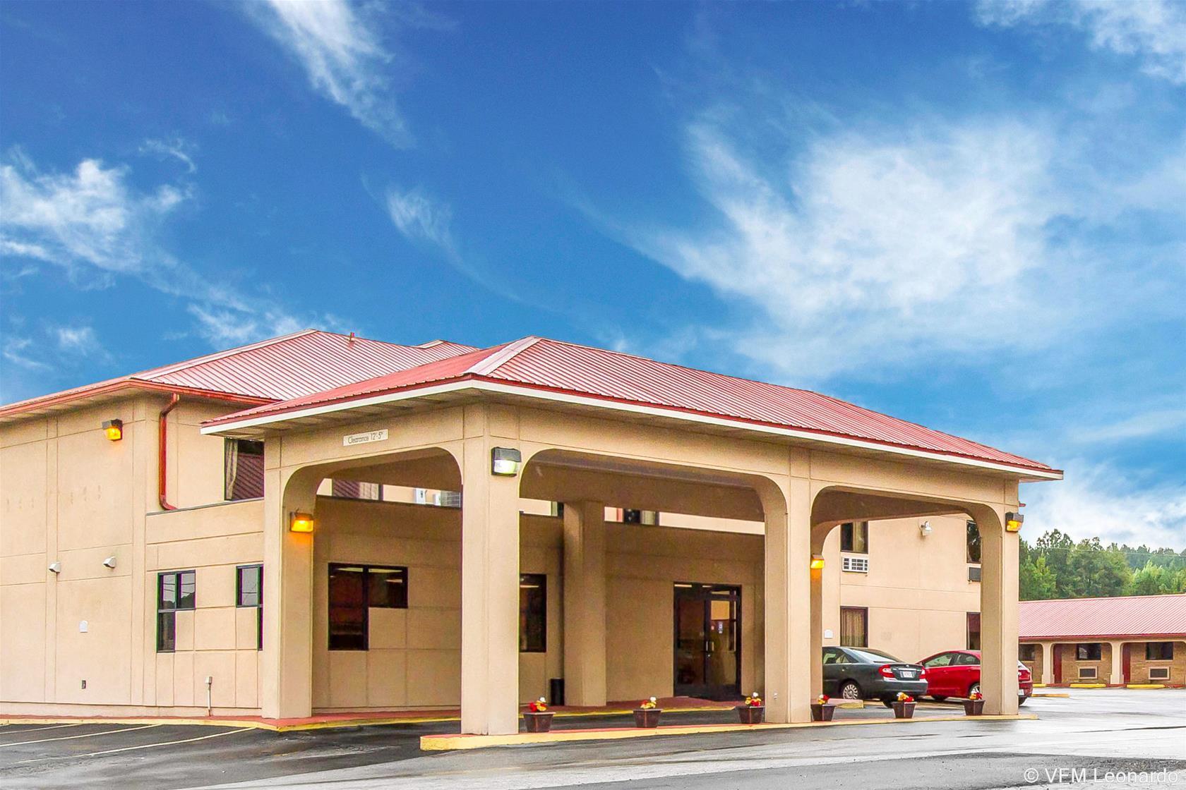 Americas Best Value Inn Opelika Esterno foto