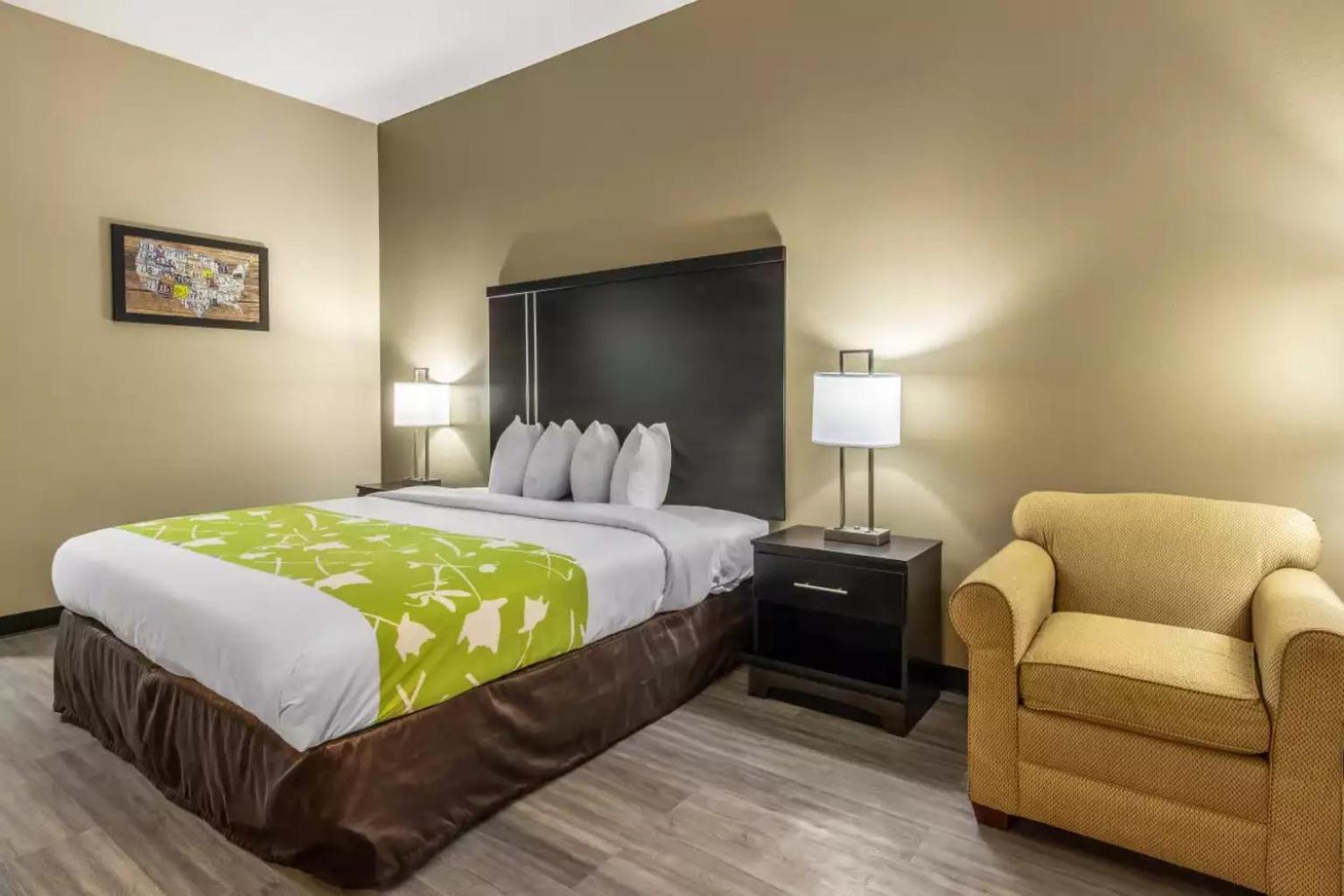 Americas Best Value Inn Opelika Esterno foto