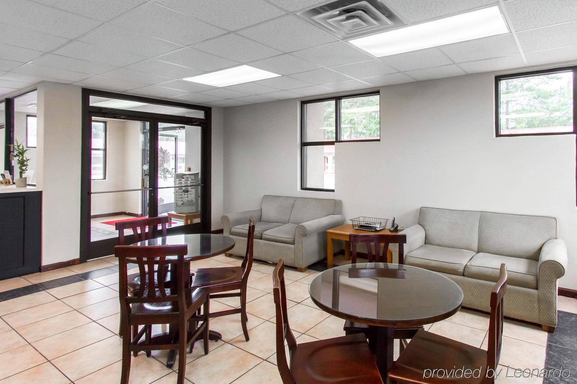 Americas Best Value Inn Opelika Esterno foto