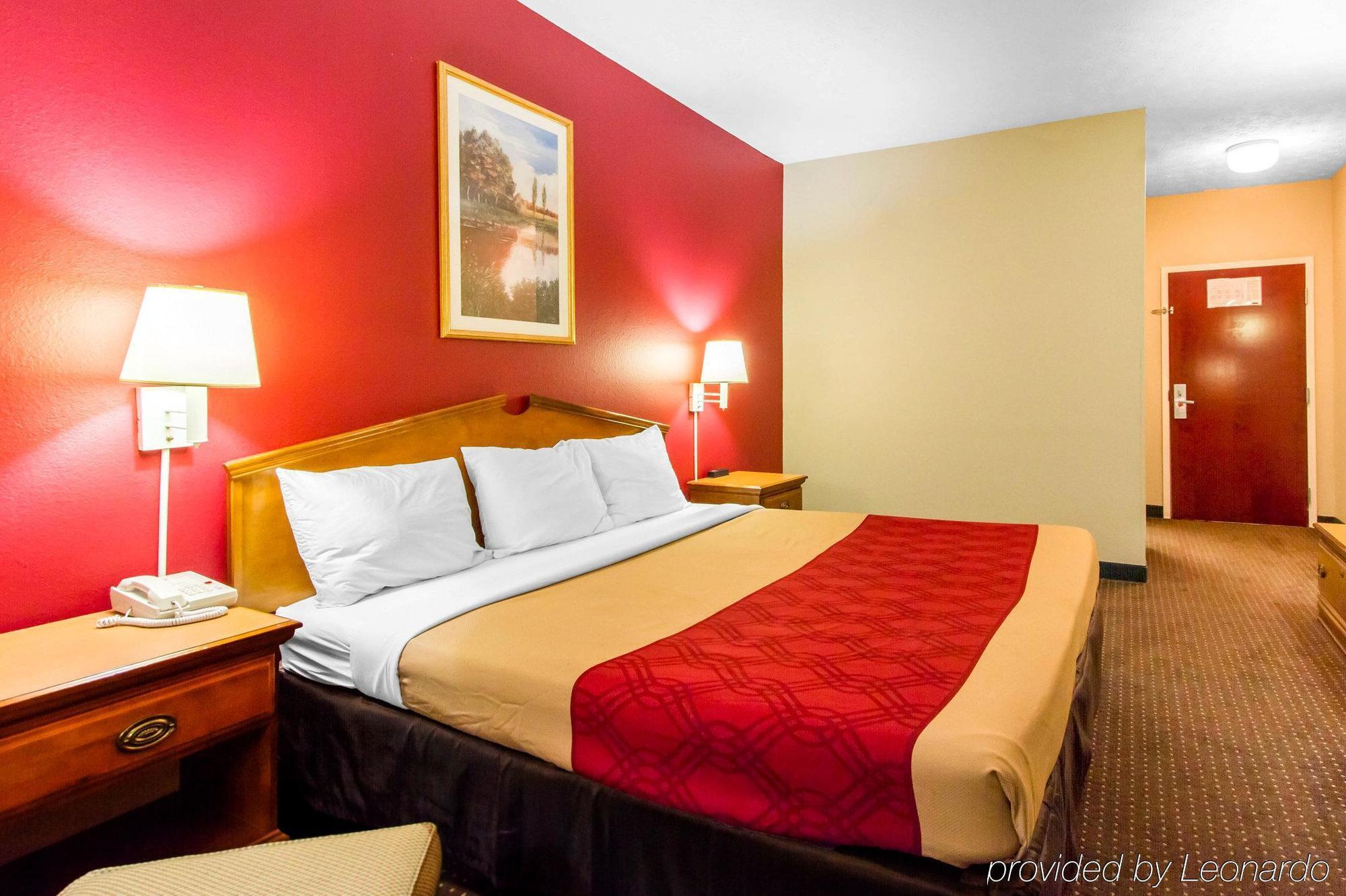 Americas Best Value Inn Opelika Esterno foto
