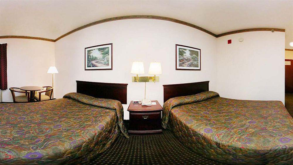 Americas Best Value Inn Opelika Esterno foto